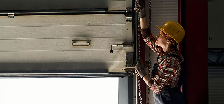 Addressing Common Garage Door Stoppage Issues in Jackson, TN
